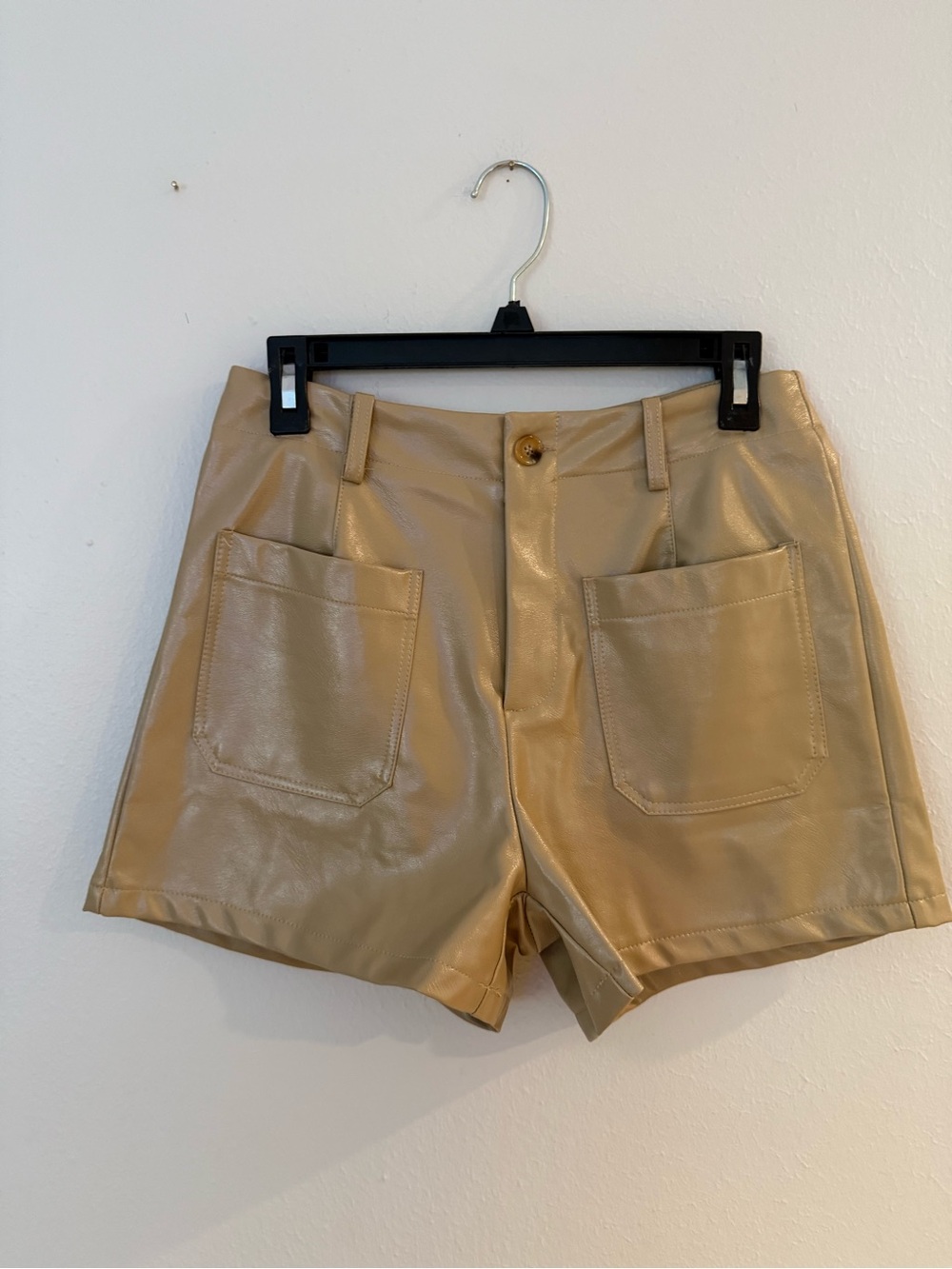 NWOT Entro Tan Faux Leather High Waisted Shorts Patch Pocket S